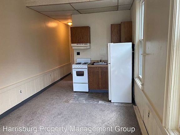 4th image of 916 Green St #10269387