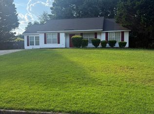 6282 Amberly Rd, Rex, GA 30273