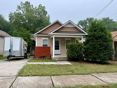 379 Sharpe St Photo 1