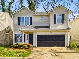 4126 River Breeze Cir, Chesapeake, VA 23321
