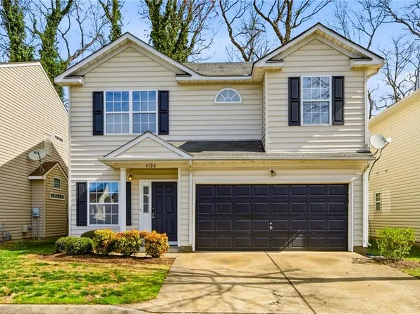 4126 River Breeze Cir, Chesapeake, VA 23321