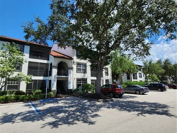 7935 Preserve Cir APT 434, Naples, FL 34119