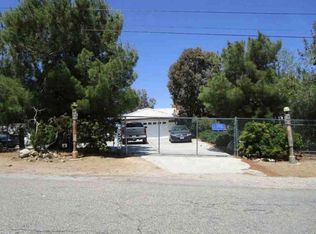 8820 Sky Line Dr, Pinon Hills, CA 92372