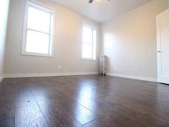 2nd image of 2319 Steinway St APT 2