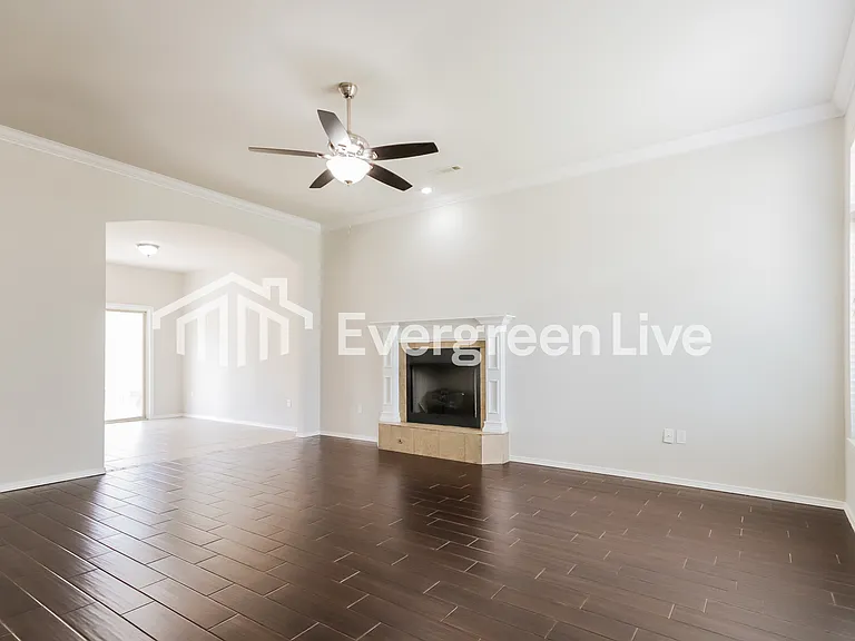 252 S Tamarind Cv — Photo 7