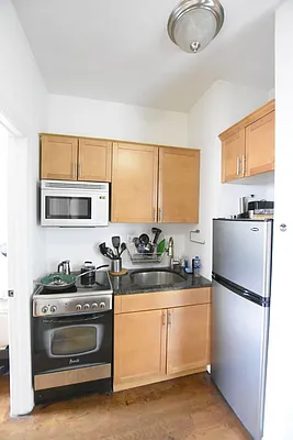 Rented by REAL New York | media 11