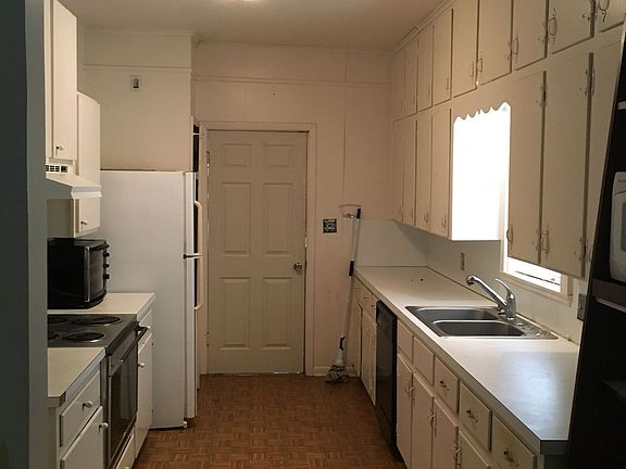 5th image of 2105 Avenue B