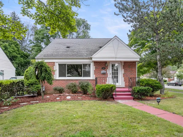 2445 Parker St, Dearborn, MI 48124
