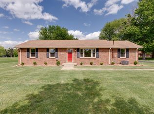 3009 Old Greenbrier Pike, Greenbrier, TN 37073