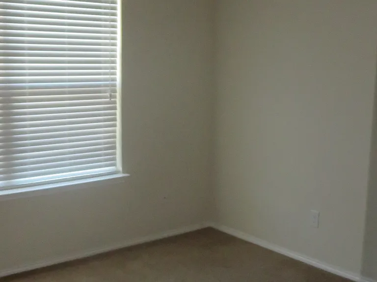 1706 Oak Glen Dr — Photo 11