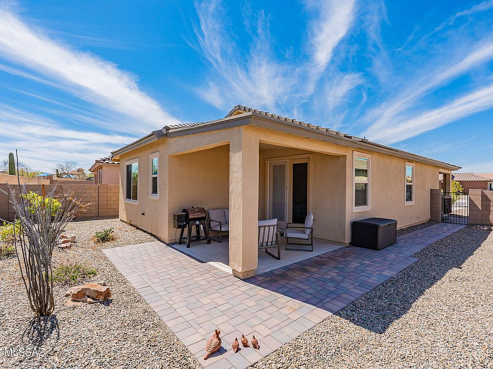 1st image of 809 W Calle Tikal