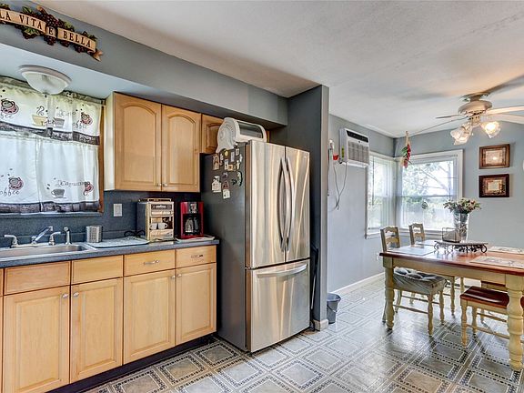 5th image of 505 Goodrich Ave
