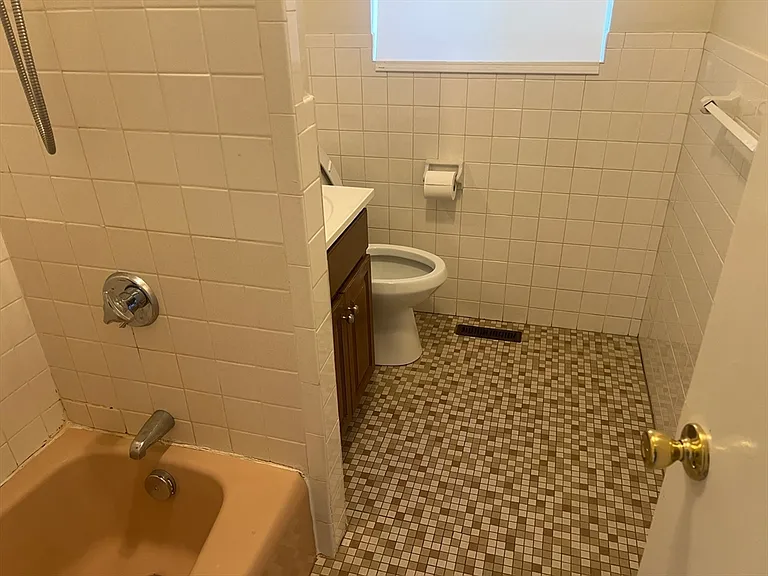 10 Bayberry Dr #2 — Photo 5
