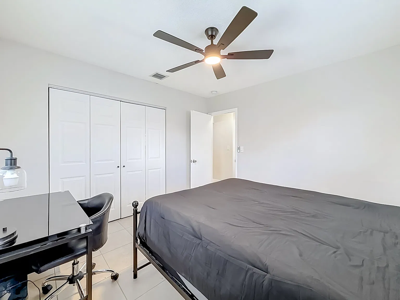 5 bed, 1830 sqft, $1,250 — Photo 3