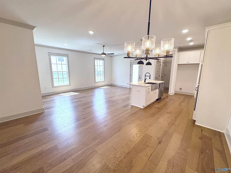 634 Town Madison Blvd — Photo 19