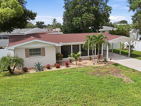 3rd image of 630 E SEMINOLE DRIVE