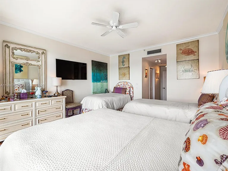 2416 Fisher Island Dr #5106 — Photo 36