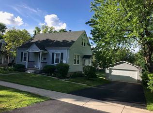 3512 Broad St, McHenry, IL 60050