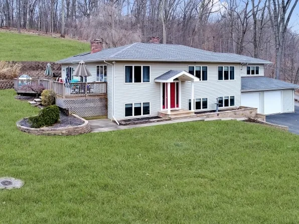 46 Summerfield Rd, White Twp., NJ 07823