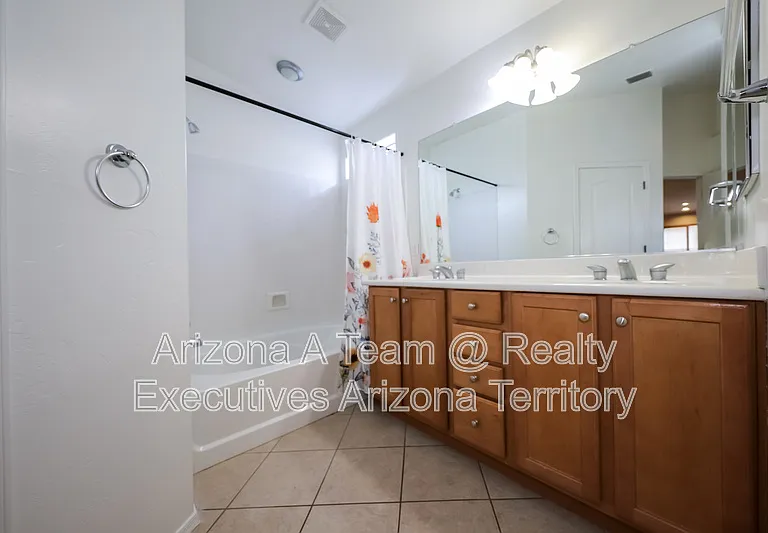 10489 E Bonpland Willow Dr — Photo 17