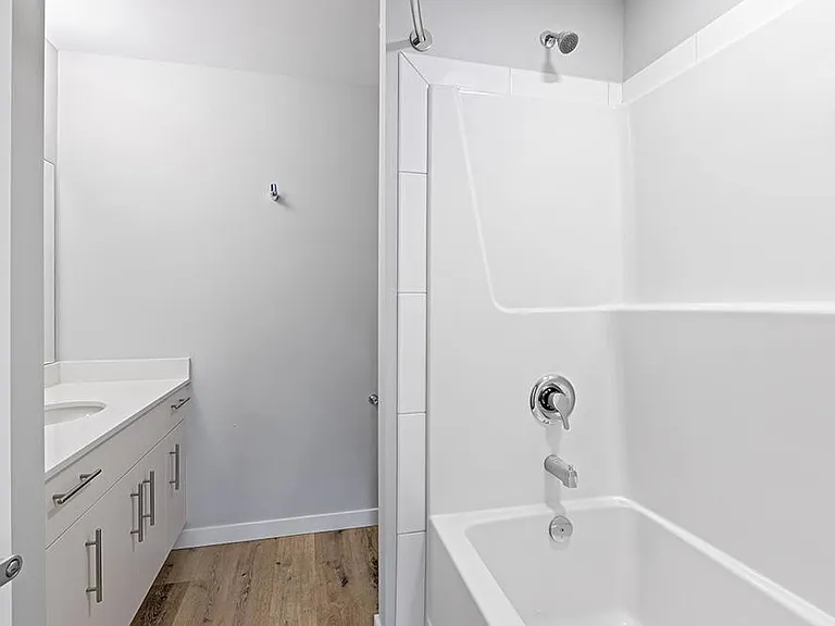 2676 Wilfert Rd — Photo 98