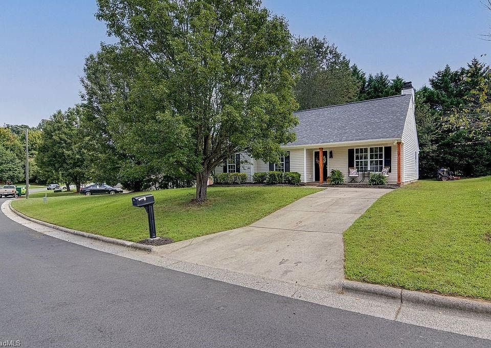 1st image of 107 Old Treybrooke Dr
