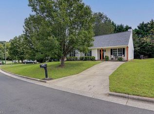 107 Old Treybrooke Dr, Greensboro, NC 27406
