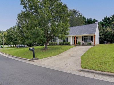 107 Old Treybrooke Dr, Greensboro, NC, 27406