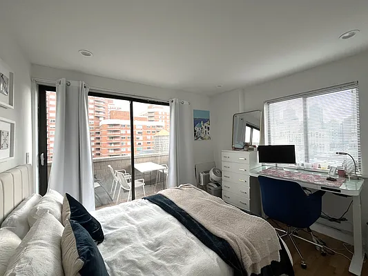 Rented by Akam Sales and Brokerage | media 12