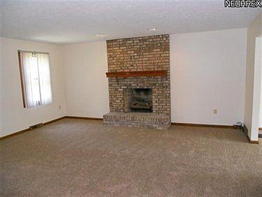 4th image of 4902 Princeton Dr