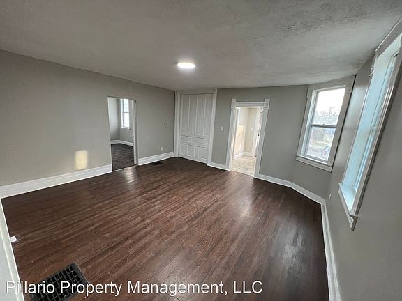 5th image of 124 N Traub Ave