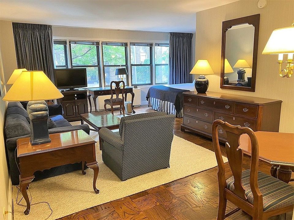 1st image of 149 E 39th St #1001