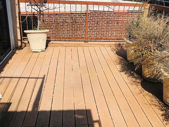 2nd image of 3122 46th St APT 1