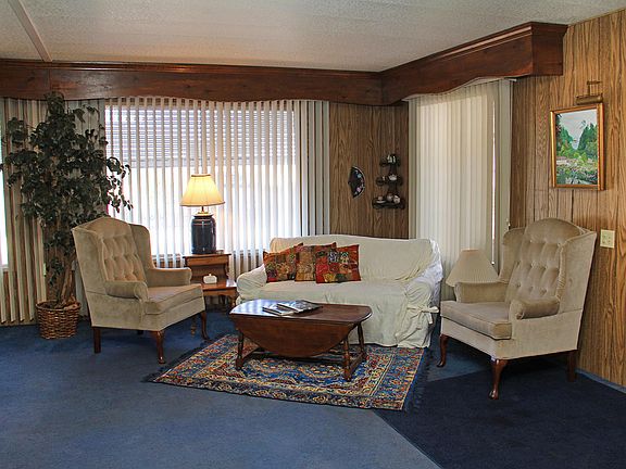 2nd image of 54 Thackery Ct