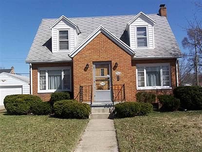 1st image of 1704 College St