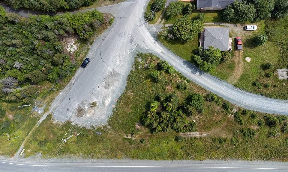 1st image of 367 Portugal Cove Place