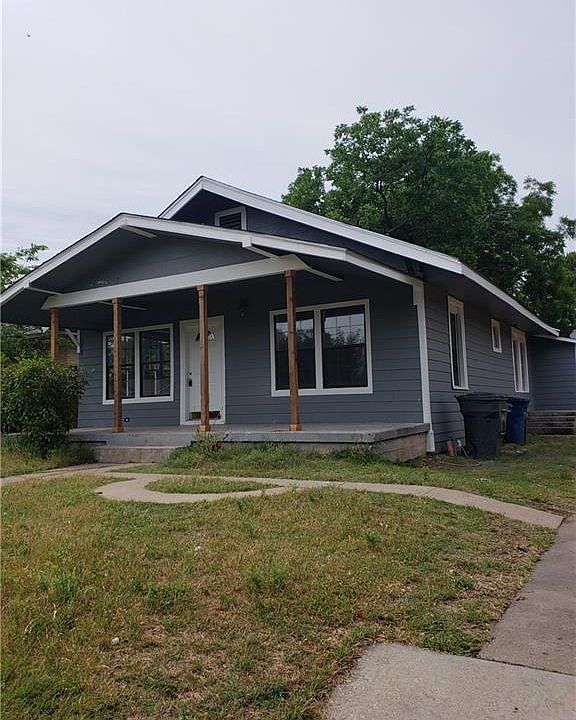1st image of 2647 W Brooklyn Ave