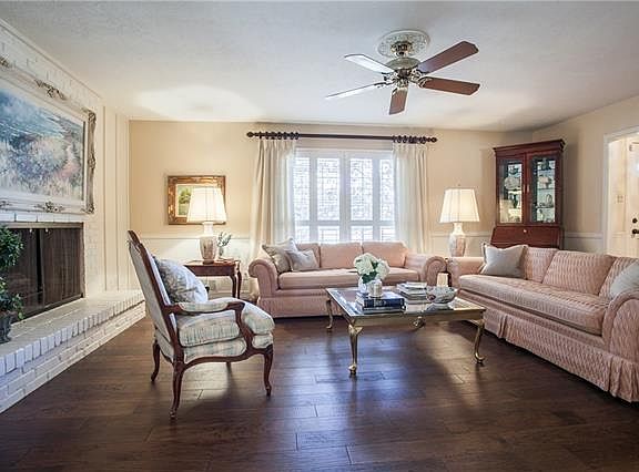 2nd image of 7133 Teakwood Dr