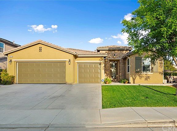 2nd image of 35478 Summerholly Ln