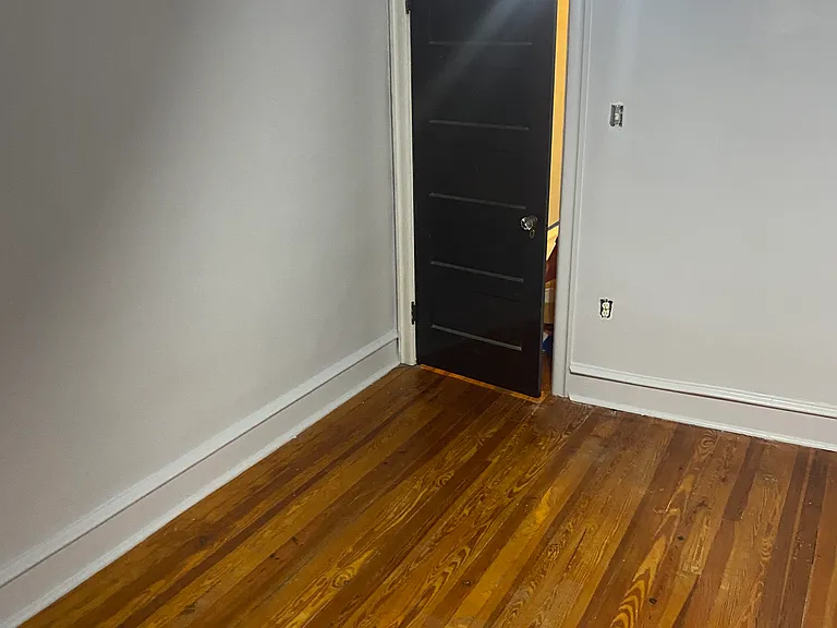1242 E Price St — Photo 21