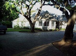 950 Berkeley Ave, Menlo Park, CA 94025