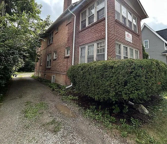 513 Pearl St #1A — Photo 2