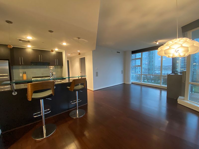 Vancouver Apartment for rent - 2 Bedrooms — photo 6