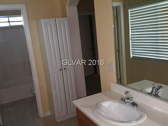 4th image of 5908 Gentleslope St #0