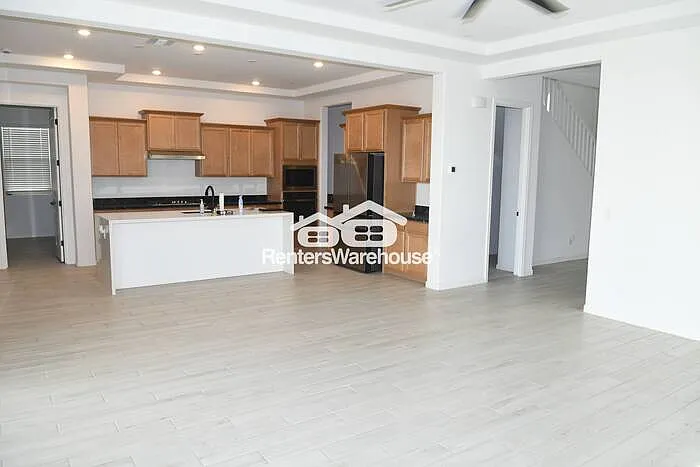 2700 N 216th Ave — Photo 7
