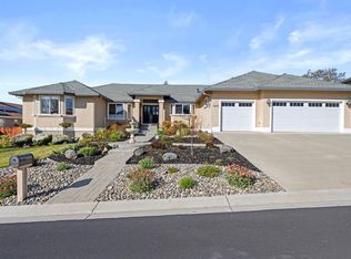 1272 Ridgemark Dr, Hollister, CA 95023