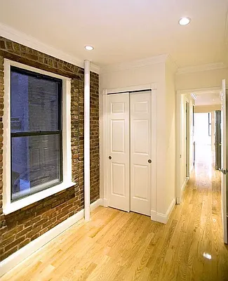 Rented by REAL New York | media 10