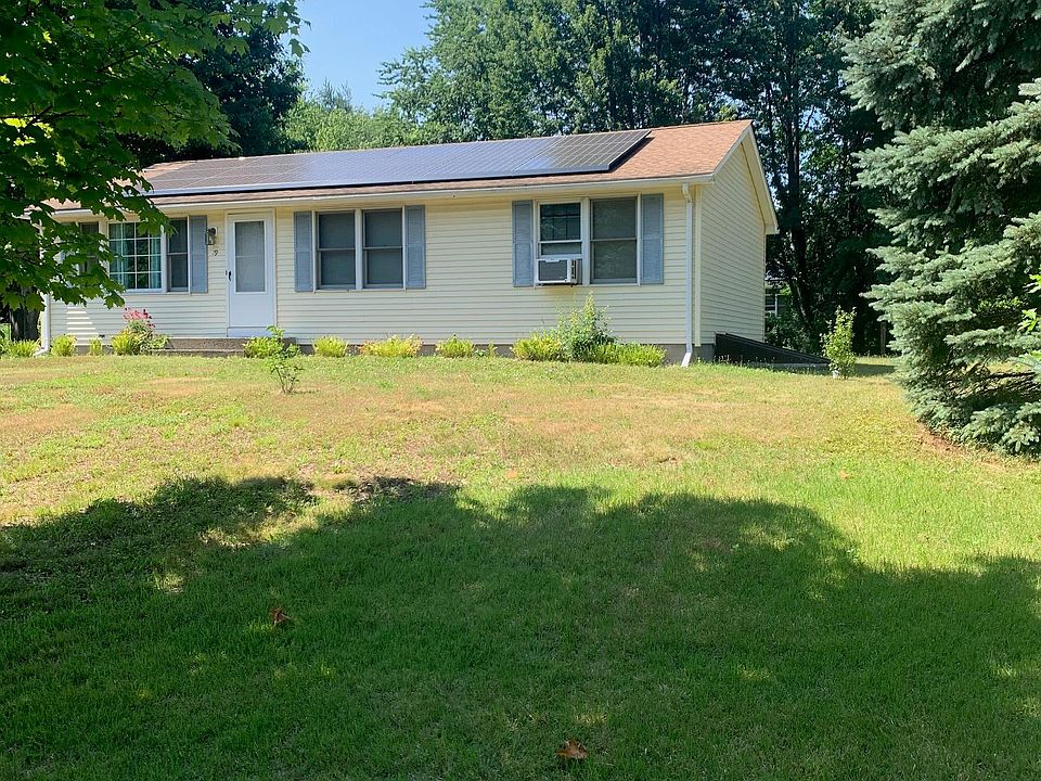 1st image of 79 Cambridge Drive