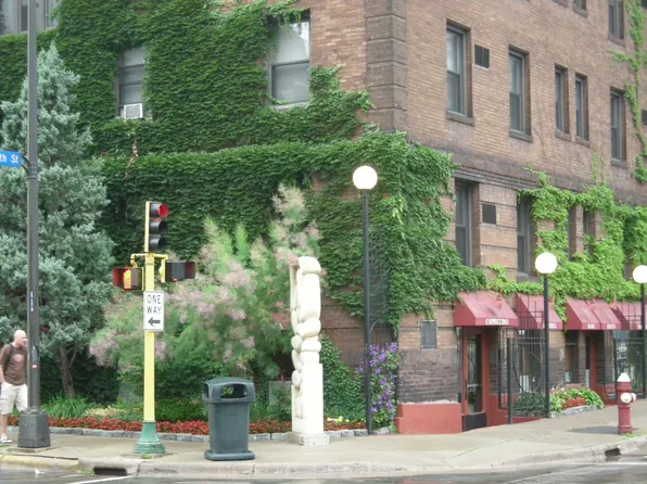 1204 Harmon Pl APT 8, Minneapolis, MN 55403