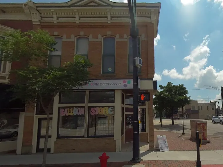 306 E Lincoln Hwy #A — Photo 2